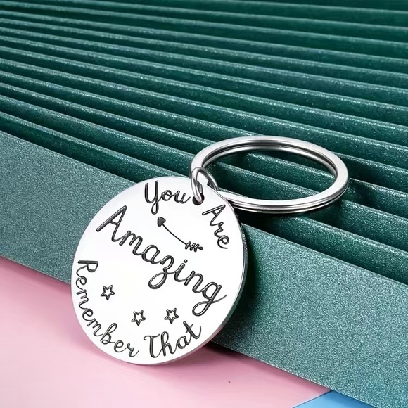 “You Are Amazing, Remember  That” Key Chain NWT - Picture 4 of 4
